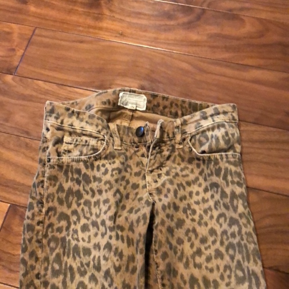 Current Elliot size 26 leopard print cords